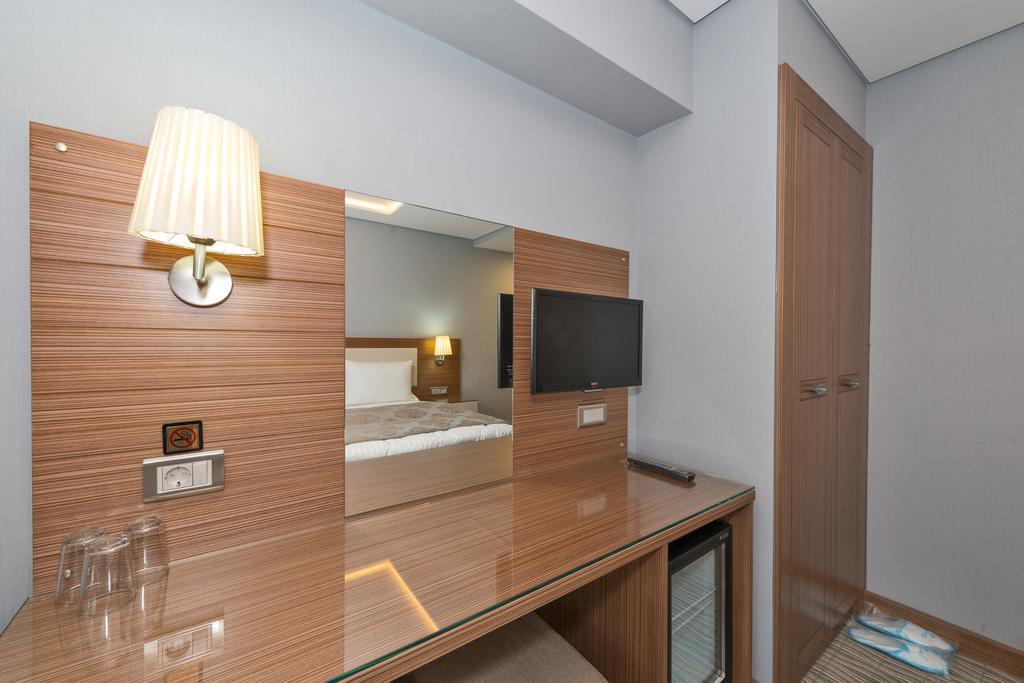 Floransa City Hotel Istanboel Buitenkant foto